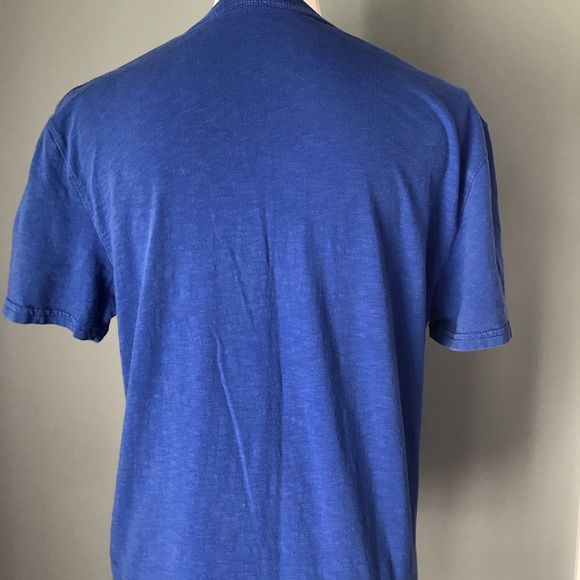 Men’s American Eagle T-Shirt - Picture 3 of 6